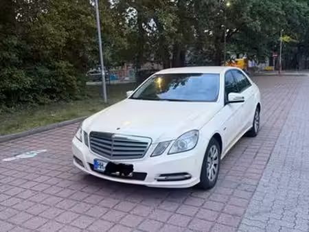 Mercedes-Benz Classe E E 200 2.1 CDI 136