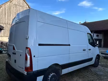Renault Master 2.3 dCi 125