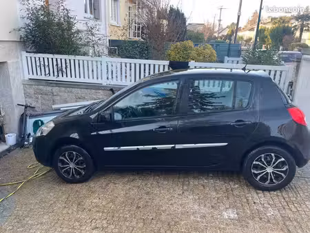Renault Clio 1.2 75