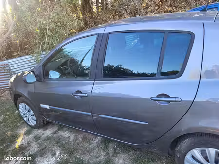Renault Clio 1.2 75