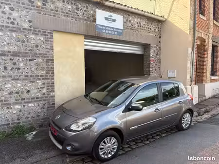 Renault Clio 1.2 75