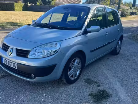 Renault Scénic 1.9 dCi 120