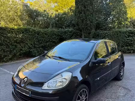 Renault Clio 1.4 98