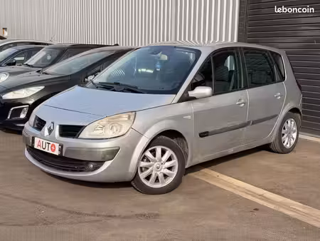 Renault Scénic 1.5 dCi 105