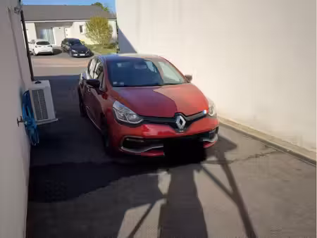 Renault Clio RS 1.6 T 200