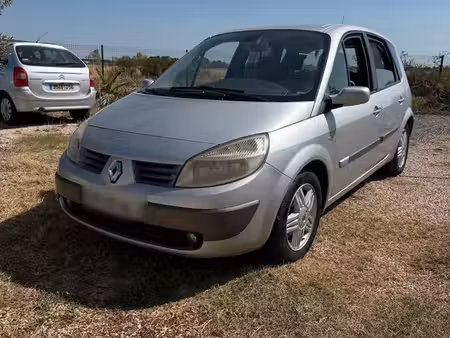 Renault Scénic 1.9 dCi 130