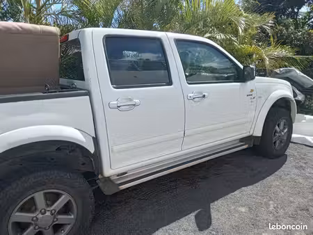 Isuzu D-max 
