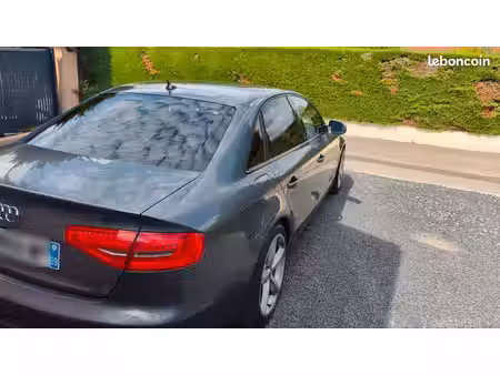 Audi A4 2.0 TDI 150 S line