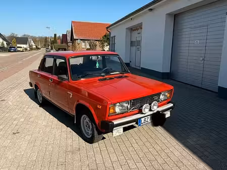Lada Nova 