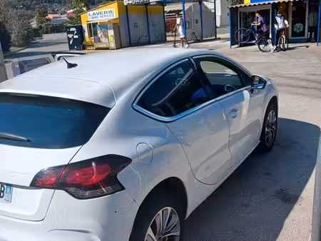 DS 4 2.0 HDi 135