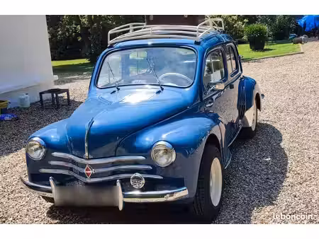 Renault 4CV