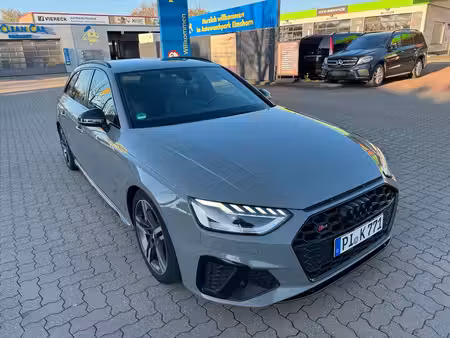 Audi A4 S4 V6 3.0 quattro