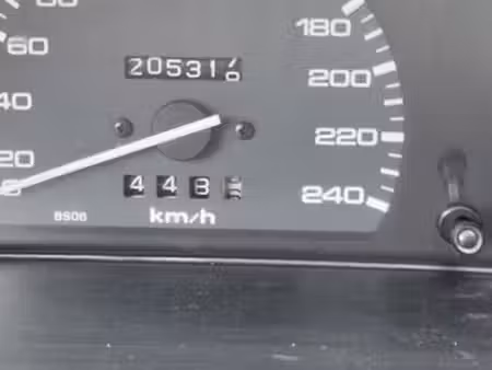 Mazda 323 1.3 73