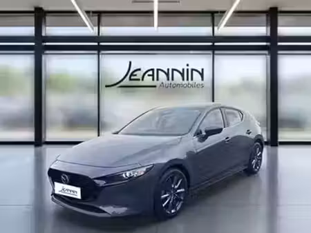 Mazda Mazda3 Skyactiv G 2.0 122