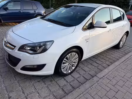 Opel Astra 1.4 140 Cosmo