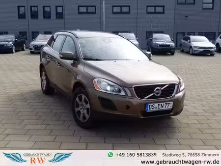Volvo XC60 2.4 163 Momentum 4x4