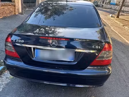 Mercedes-Benz Classe E E 200 2.1 136
