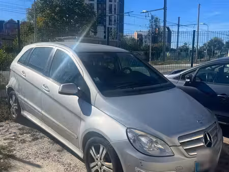 Mercedes-Benz Classe B B 180