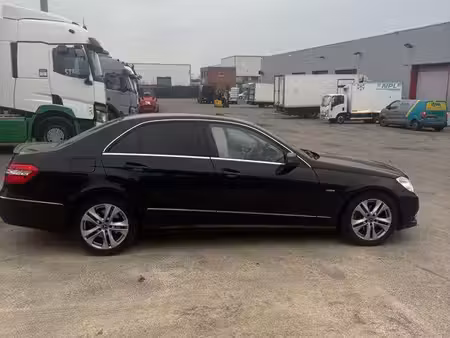 Mercedes-Benz Classe E E 220 2.2 231