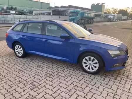 Škoda Superb 2.0 TDI 150 Active 2
