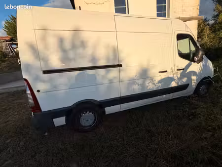 Renault Master 2.3 dCi 125