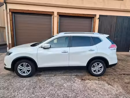 Nissan X-Trail X