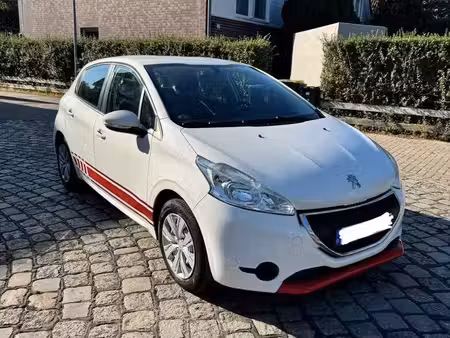 Peugeot 208 1.0 68