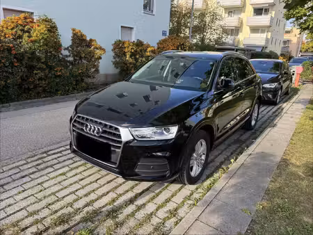 Audi Q3 2.0 S line quattro