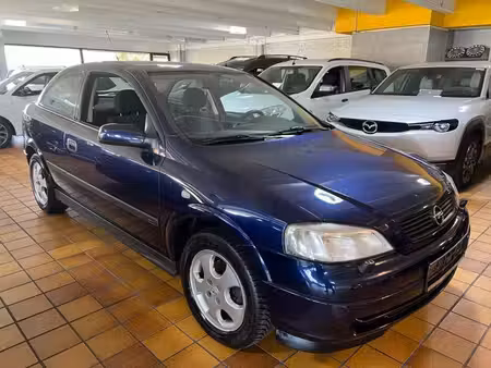 Opel Astra 1.6 75