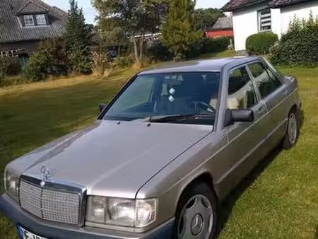 Mercedes-Benz 190 