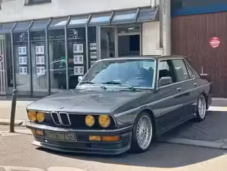 BMW Série 5 518i