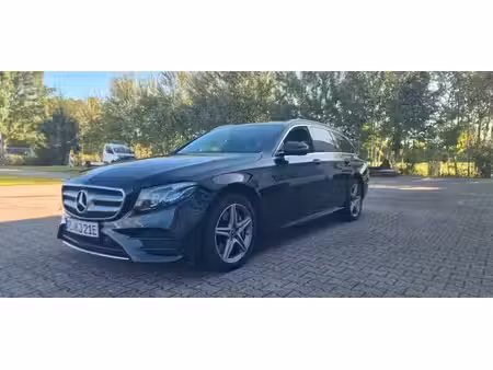 Mercedes-Benz Classe E E 300 AMG Line