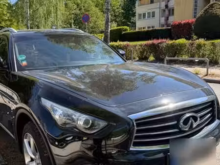 Infiniti QX70 V6 3.7 320 3.7 4x4