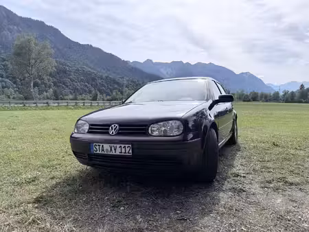 Volkswagen Golf 1.6 105