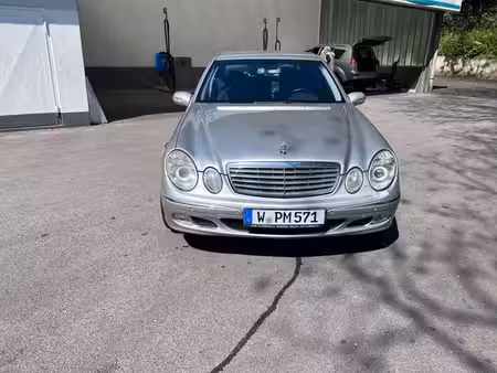 Mercedes-Benz Classe E E 240 V6 2.6 170