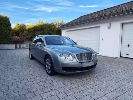 Bentley Continental W12 6.0 560