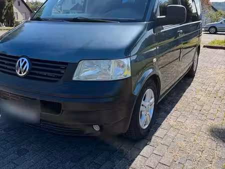Volkswagen Transporter T5 1.9 TDI 84