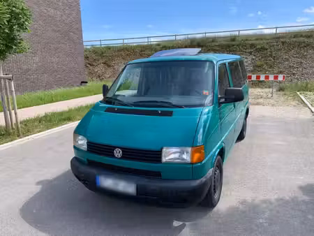 Volkswagen Transporter T4 2.5 TDI 88
