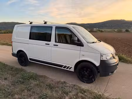 Volkswagen Transporter T5 1.9 TDI 102