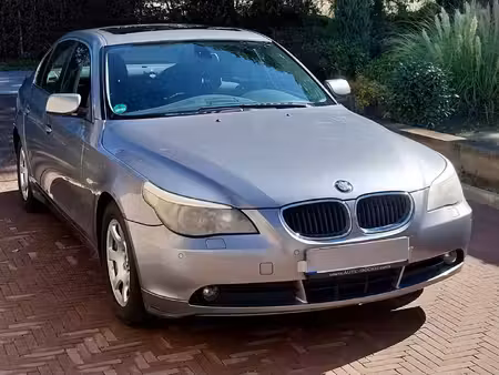 BMW Série 5 520i 2.2 170