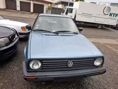 Volkswagen Golf 1.6 75