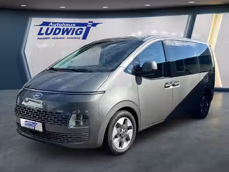 Hyundai Staria 2.2 177 HTRAC