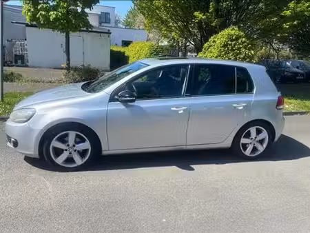 Volkswagen Golf 1.2 TSI 105