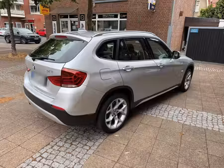 BMW X1 28i 2.0 245 xDrive