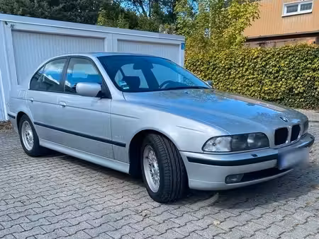 BMW Série 5 530d 3.0 193
