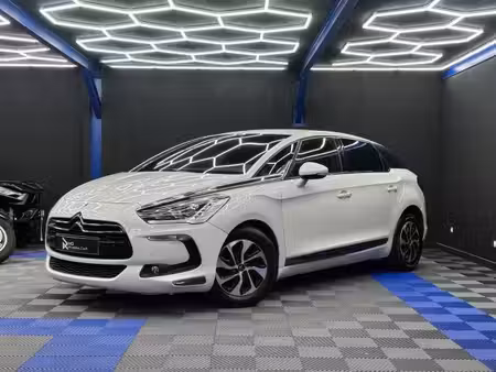 DS 5 1.6 HDi 112 Chic