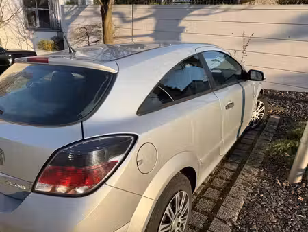 Opel Astra 1.4 90