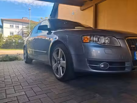 Audi A4 2.0 TFSI 200 S line
