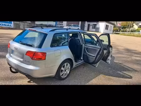 Audi A4 V6 2.5