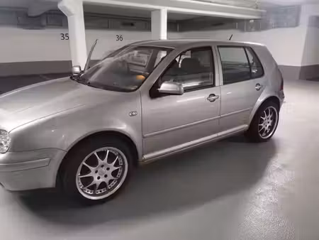 Volkswagen Golf 1.4 75 Base
